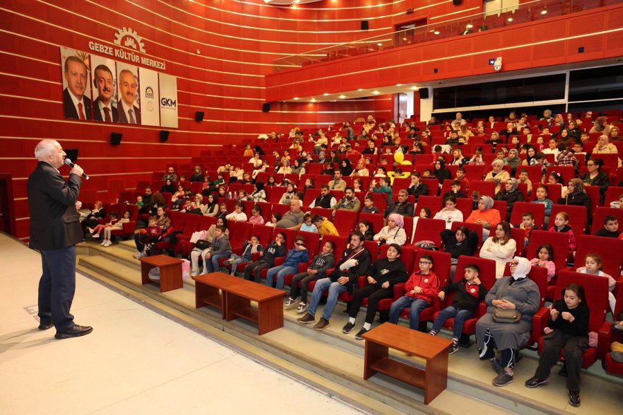 Gebze Belediyesinden Ara Tatil Etkinliği: “Harika Kanatlar Dünya Turu” Çocuklarla Buluştu