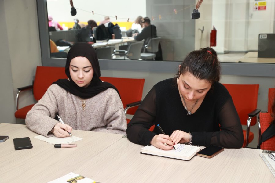 Bir Öyküsün Sen Atölyesinden Türkiye Birinciliği Gururu