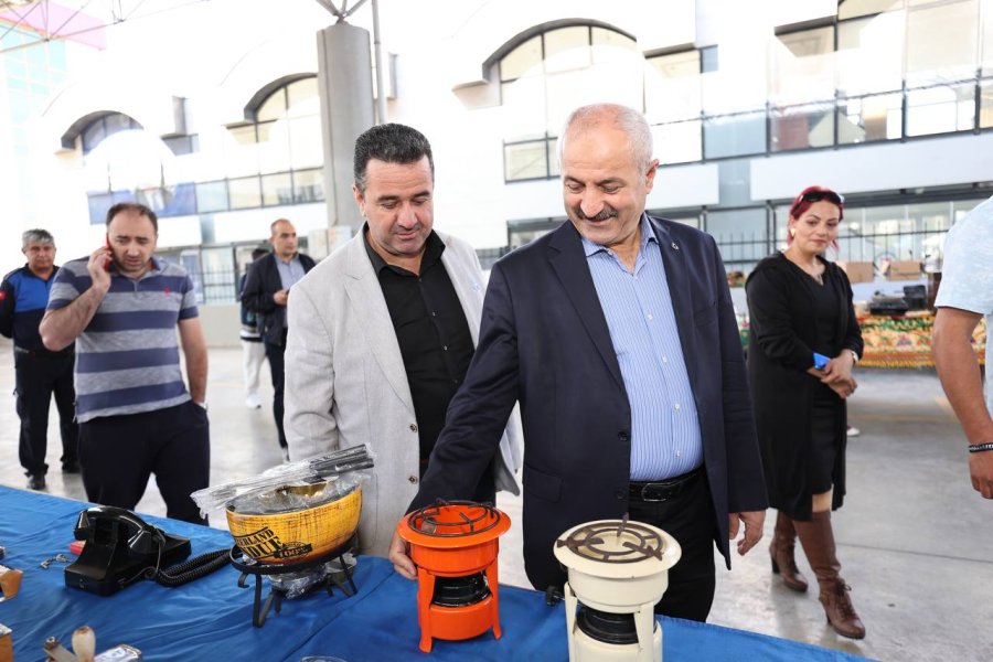 Gebze’de Antika Pazarı Kuruldu