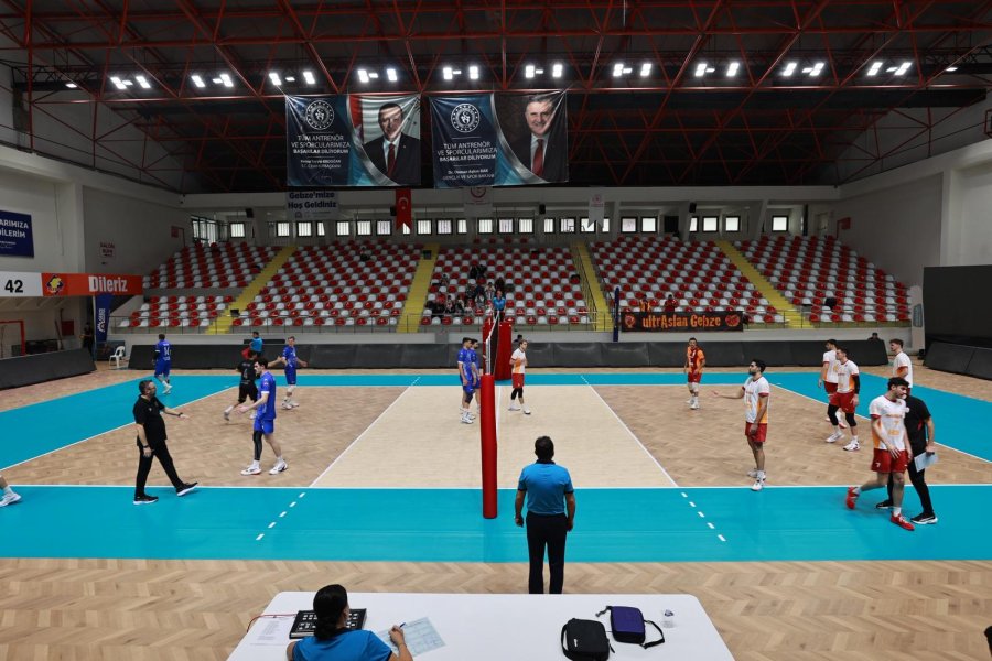 Gebze Belediyesi Voleybol Takımı’ndan Galatasaray’a Karşı Büyük Zafer