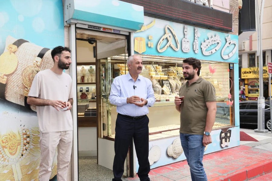 Başkan Büyükgöz’den Esnaf Turu   