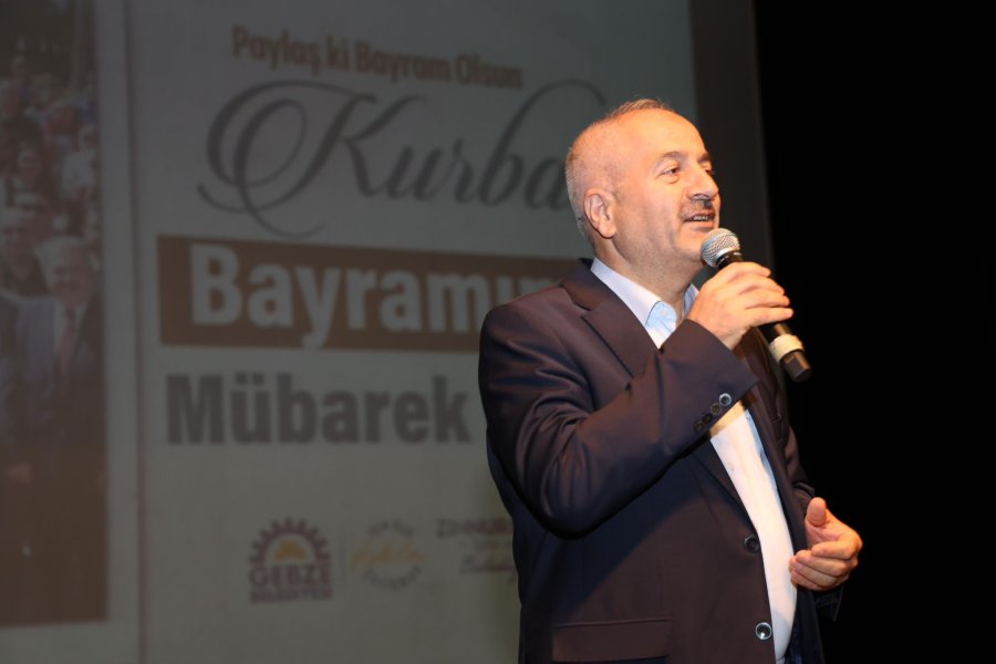 Başkan Büyükgöz, Belediye Personeliyle Bayramlaştı