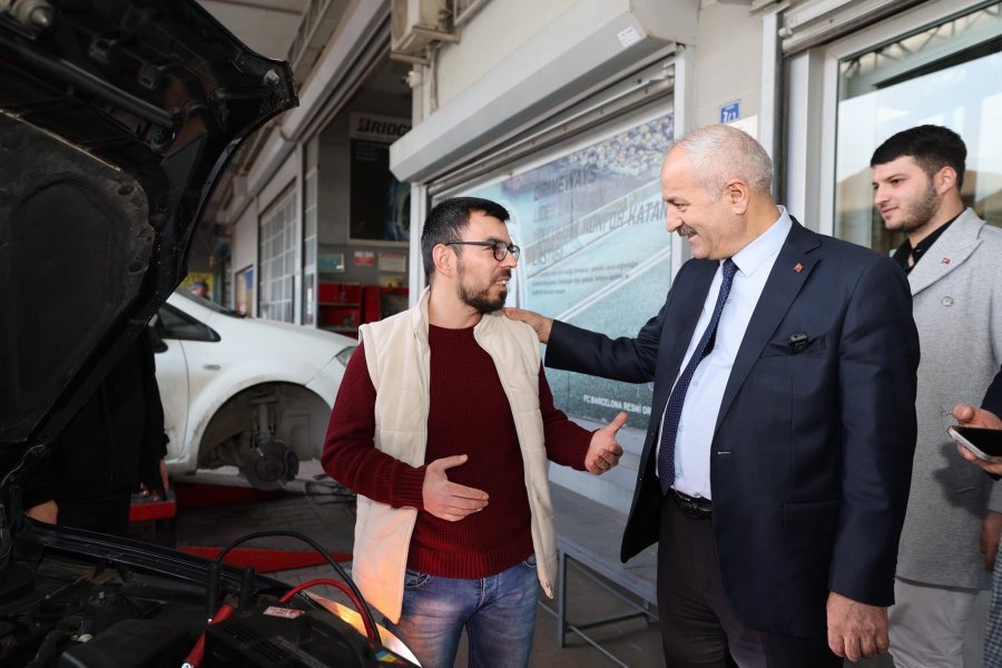 Cumhur İttifakı Başkan Adayı Büyükgöz Kocabeton Sanayi’de 