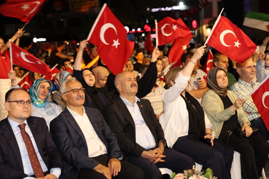 Gebze’de 15 Temmuz Coşkusu