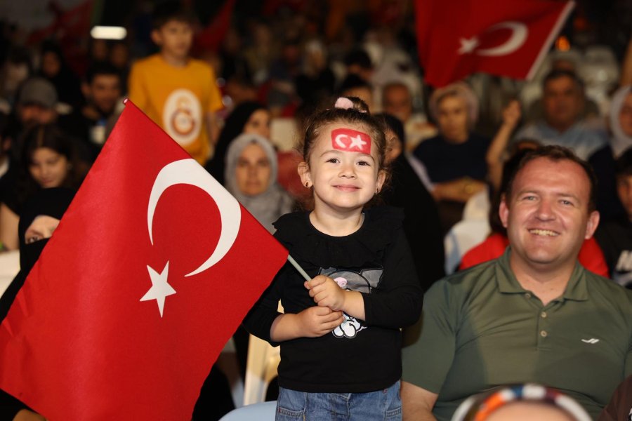 Gebze’de 15 Temmuz Coşkusu