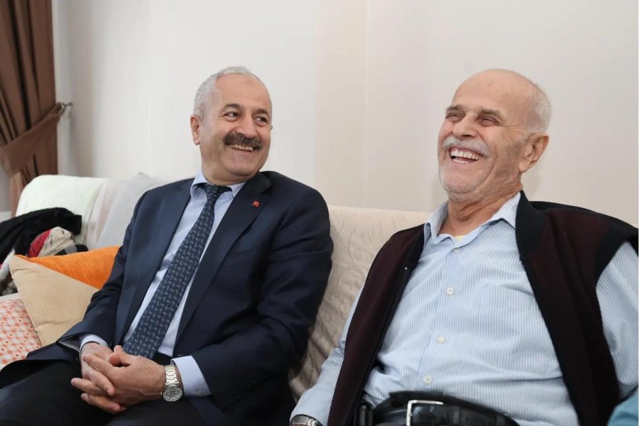 Cumhur İttifakı Adayı Büyükgöz, İnönü’yü Turladı 