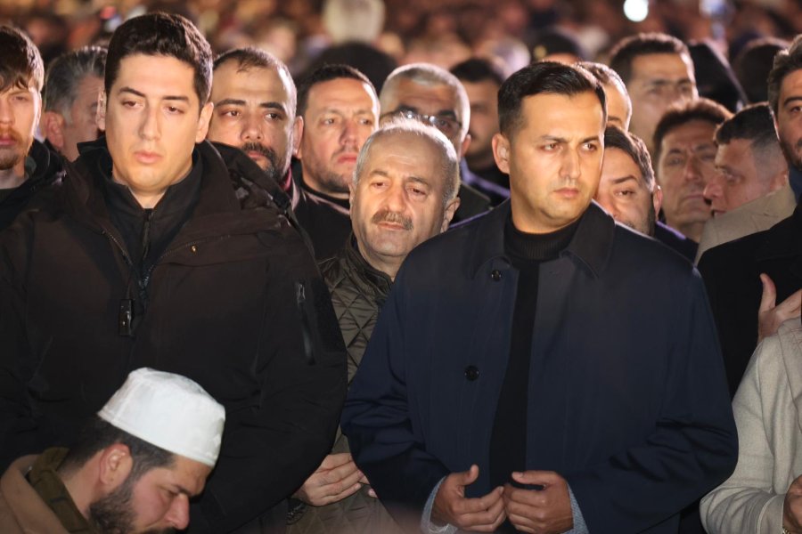 BAŞKAN BÜYÜKGÖZ, HATAY’DA DEPREM ŞEHİTLERİNİ ANDI