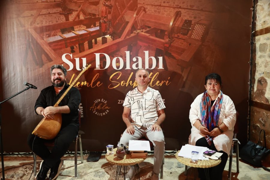 Tarihi Su Dolabı’nda Neşet Ertaş Türküleri Yankılandı