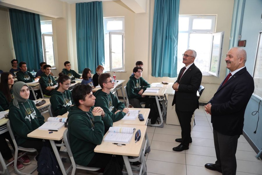 Başkan Büyükgöz Bayrak Töreninde