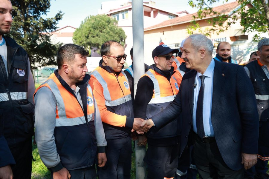 Gebze Belediyesi’nin Bahar Temizliği Devam Ediyor