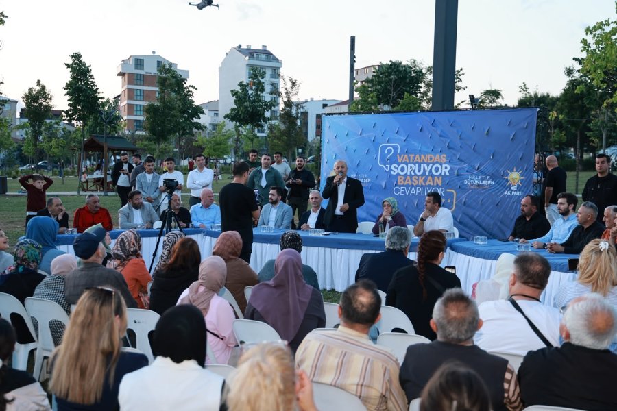 “Vatandaş Soruyor, Başkan Cevaplıyor” Programı Gebze Millet Bahçesi’nde Gerçekleştirildi