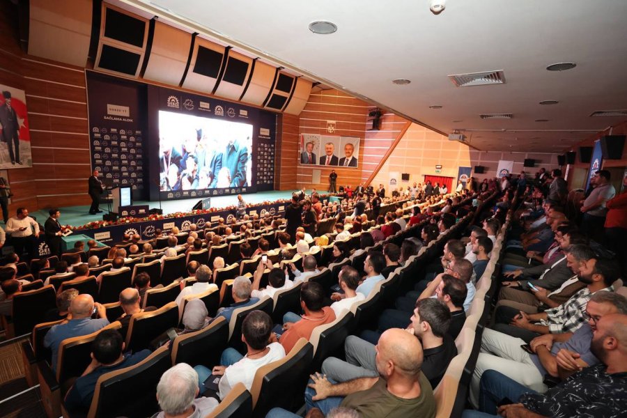 Gebze Belediyesi Hizmet ve Yatırım Dönem Toplantısında Konuşan Başkan BÜYÜKGÖZ: