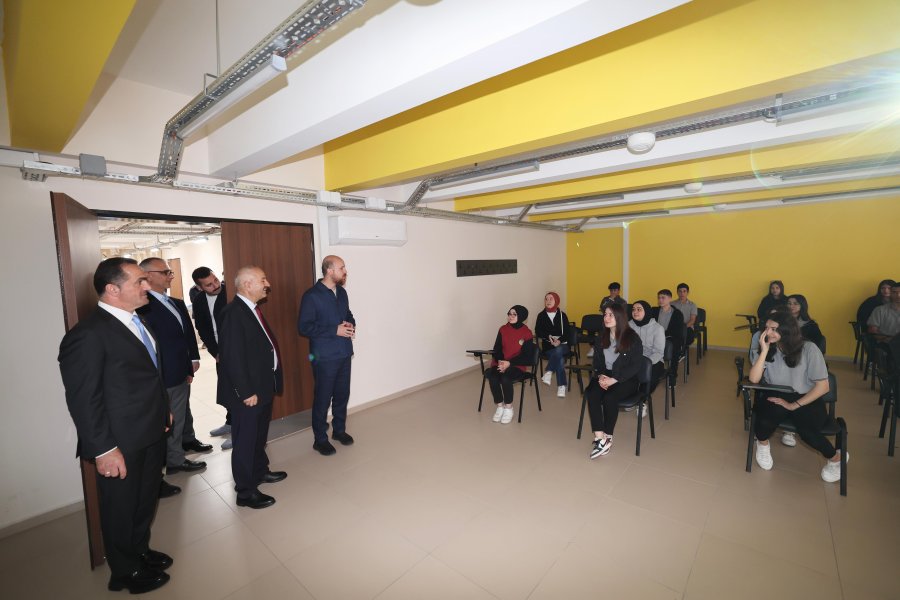 Erdoğan’dan Güzide Gençlik Ziyareti