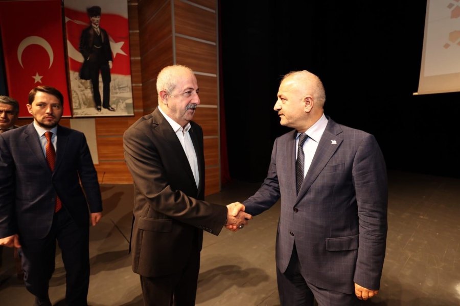 Başkan Büyükgöz, Mesai Arkadaşlarıyla Bayramlaştı