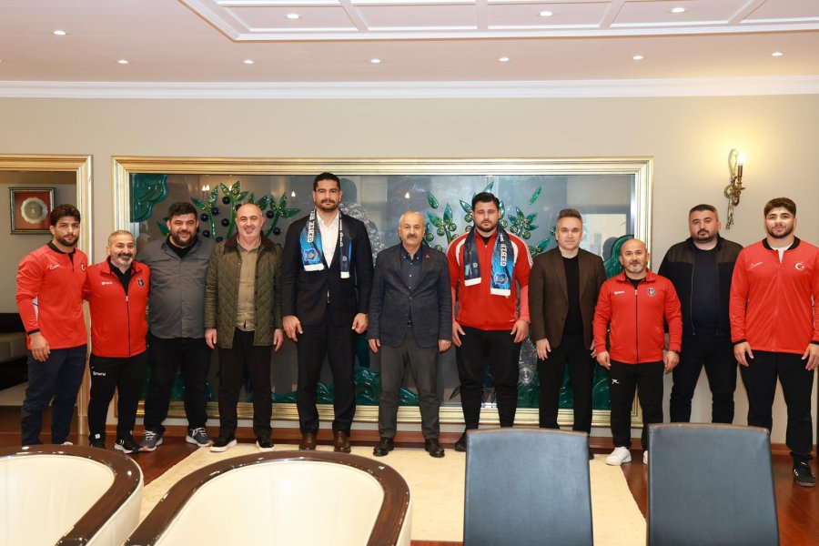 Güreş Camiasından Başkan Büyükgöz’e Ziyaret