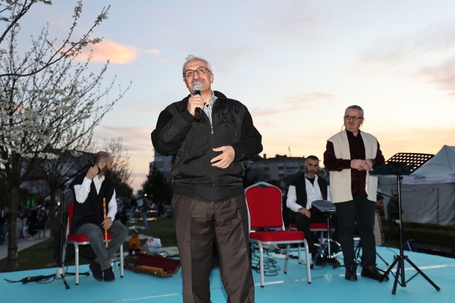 Gebze’de On Binleri Buluşturan İftar Programı