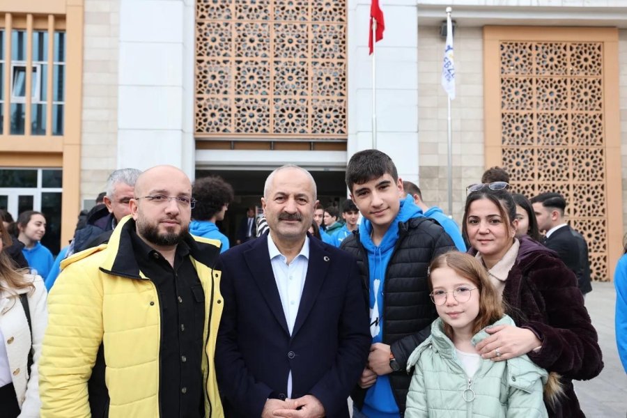 41 Genç’te Sertifikalar Başkan Büyükgöz’den 