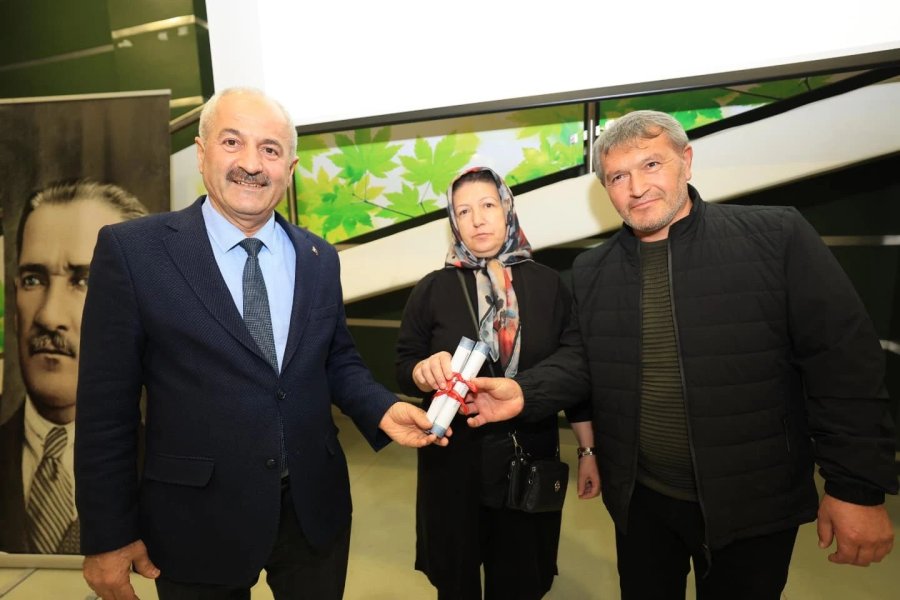 Balçık ve Muallimköy’de Hak Sahipleri Tapularına Kavuştu  