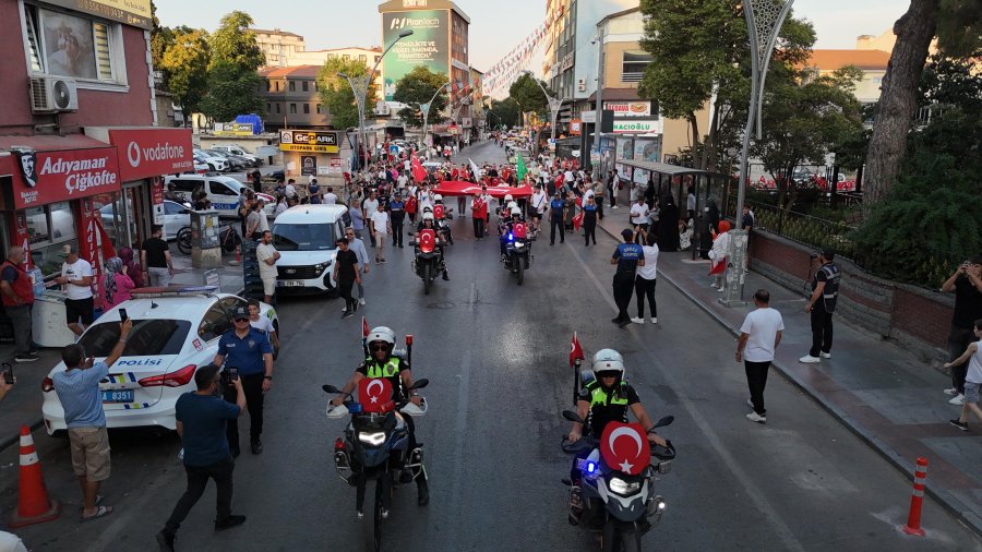 Gebze’de 15 Temmuz Coşkusu