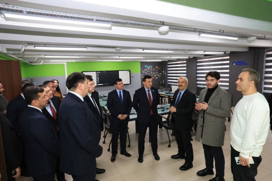 Başkan Büyükgöz’e  Özbekistan’dan Konuklar