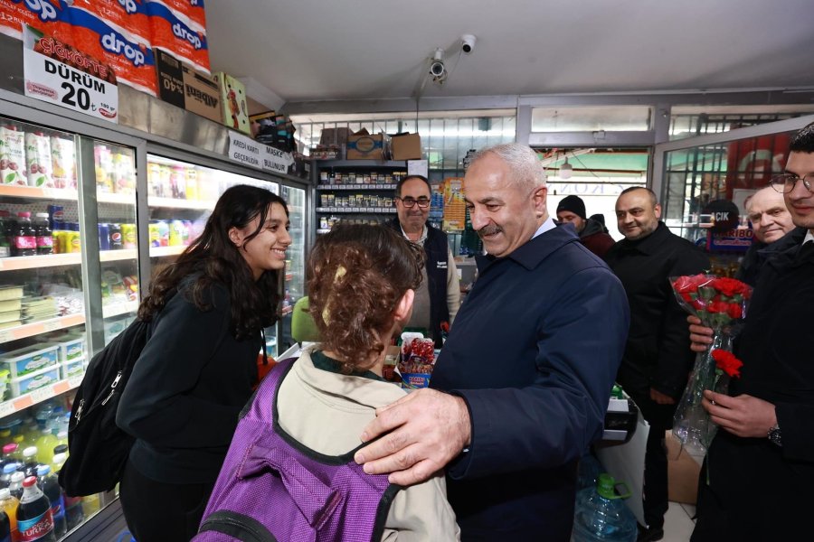 Cumhur İttifakı Başkan Adayı  Büyükgöz Gebzeyi Adım Adım Dolaşıyor