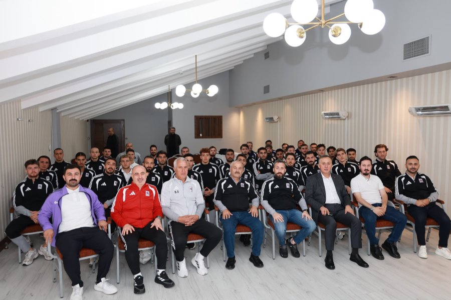 Başkan Büyükgöz Gebzespor'un Bolu Kampında