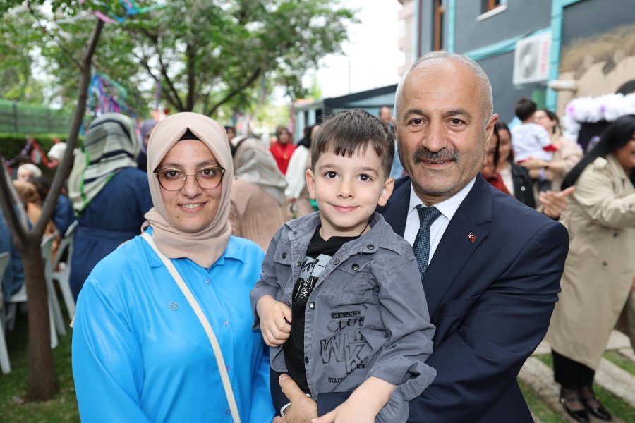 Güzide Kreşte Anneler Günü Özel Etkinliği