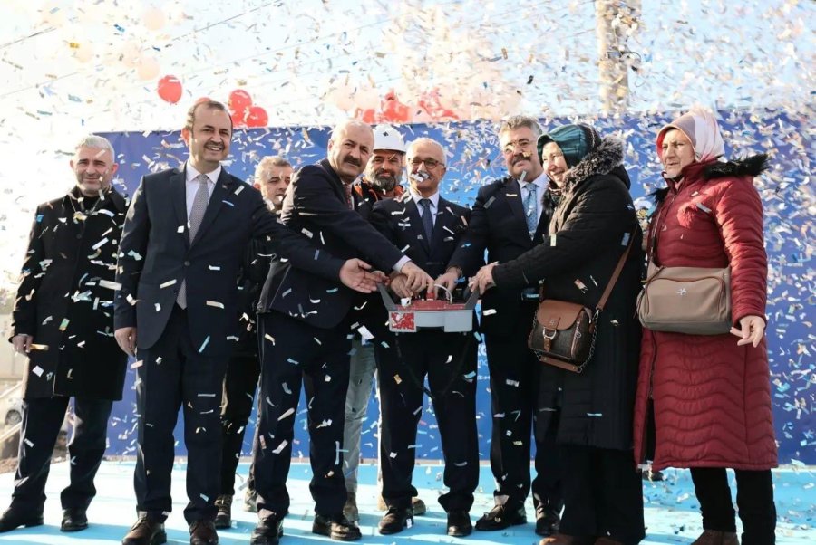 Şehit Faruk Aslan Polis Merkezi Hızla Yükseliyor