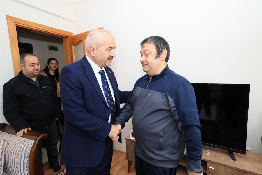 Başkan Büyükgöz’den sürpriz ziyaretler