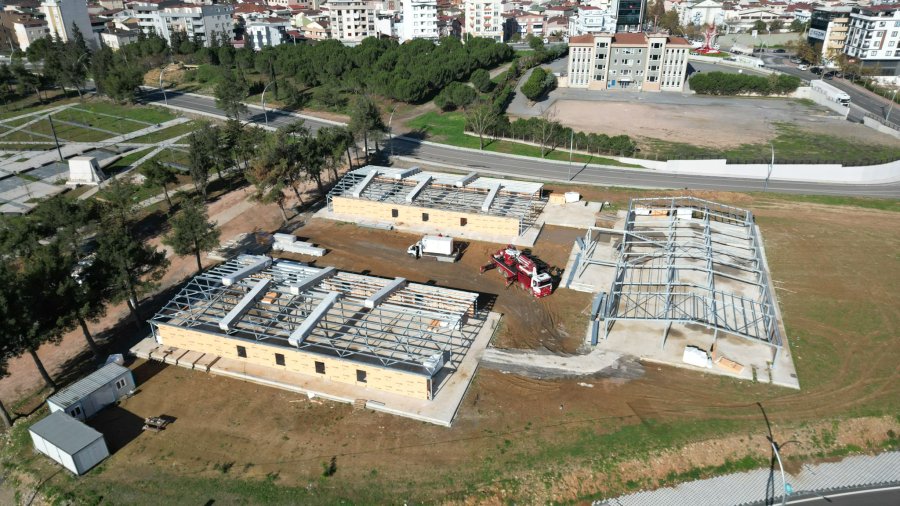 Başkan Büyükgöz Geçici Kaymakamlık Binasını İnceledi