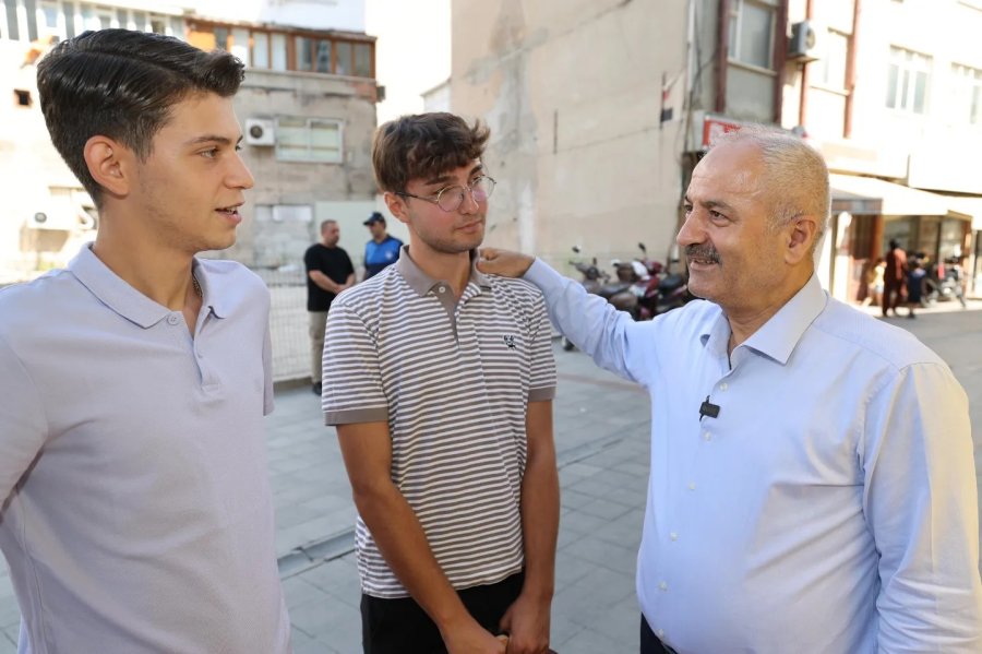 Başkan Büyükgöz’den Esnaf Turu   