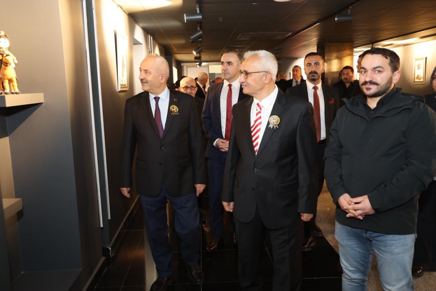 Gebze Atasını Saygıyla Andı 