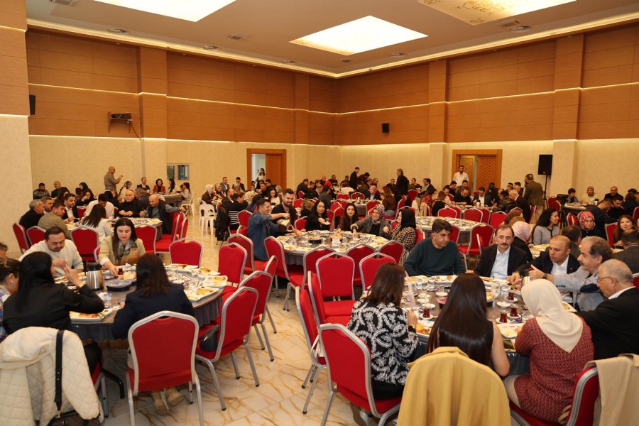 Başkan Büyükgöz Öğretmenlerle Bir Araya Geldi