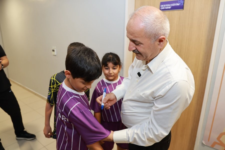 Başkan Büyükgöz Yaz Okulu Öğrencileriyle Buluştu