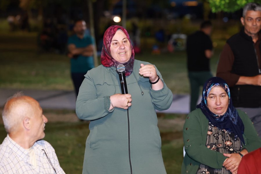 “Vatandaş Soruyor, Başkan Cevaplıyor” Programı Gebze Millet Bahçesi’nde Gerçekleştirildi