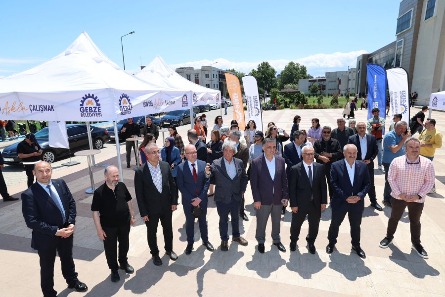 Gebze Belediyesi’nden Çevre Haftasına Özel Etkinlik: “Atığını Getir, Kahveni Götür”