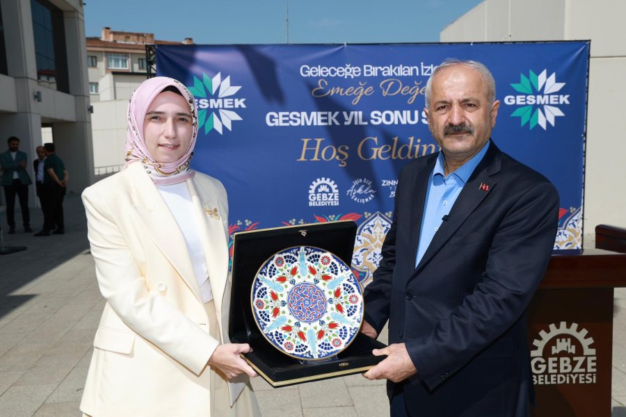 GESMEK Yılsonu Sergisi Açıldı
