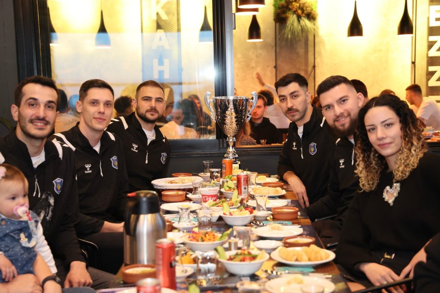 Başkan Büyükgöz Şampiyonları İftarda Ağırladı