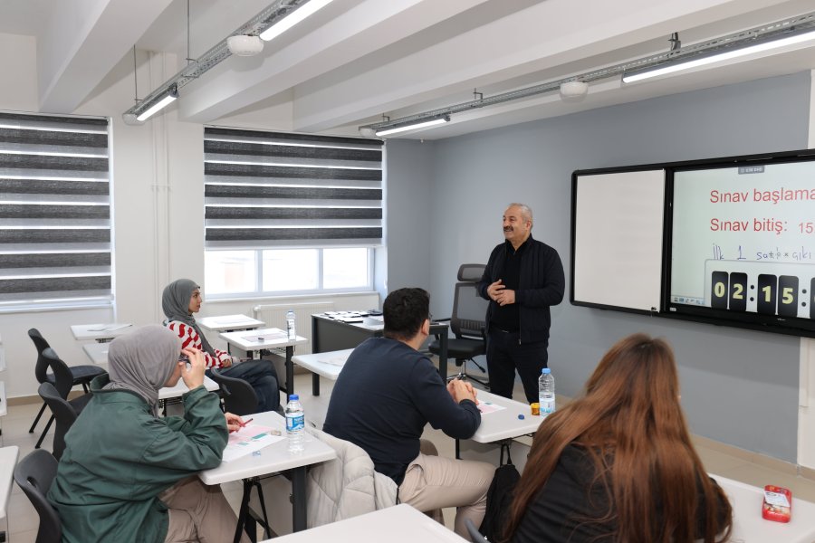 GEBZELİ ÖĞRENCİLERİN GÜZİDE GENÇLİK MERKEZİ VAR