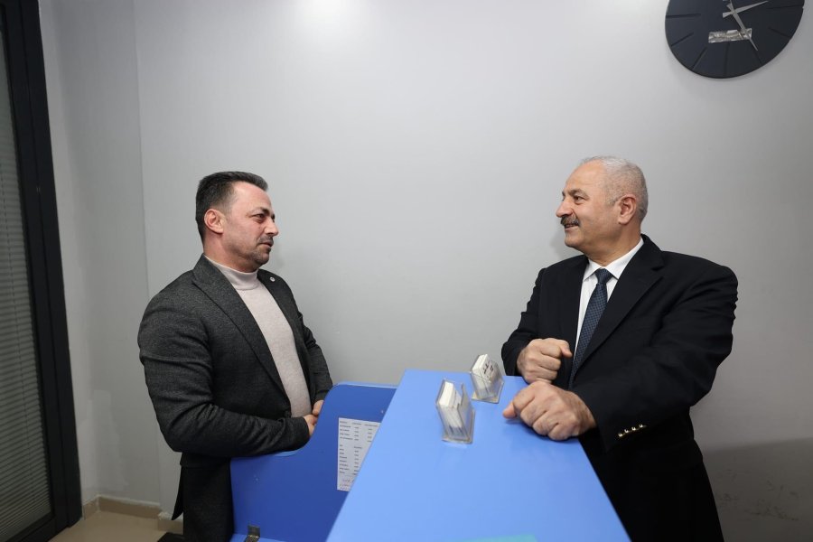 Başkan Adayı Büyükgöz Terminal Esnafına Gitti   