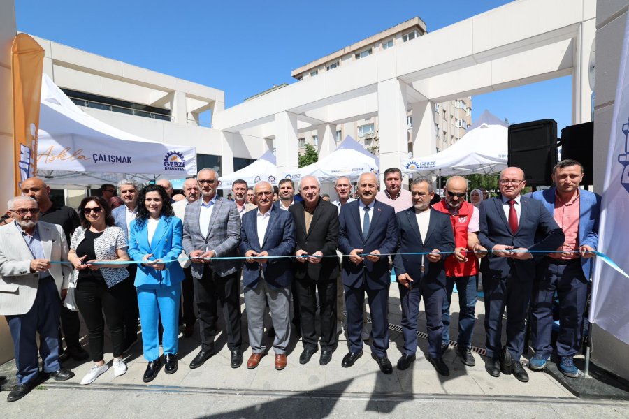 Gebze Belediyesi’nin “Bizim Yazarlar Kitap Tanıtım Günleri” Başladı