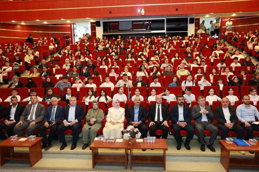 3. Bizim Yazarlar Kitap Tanıtım Günleri Başladı