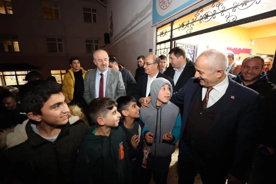 Başkan Büyükgöz Cumhuriyet’i dinledi