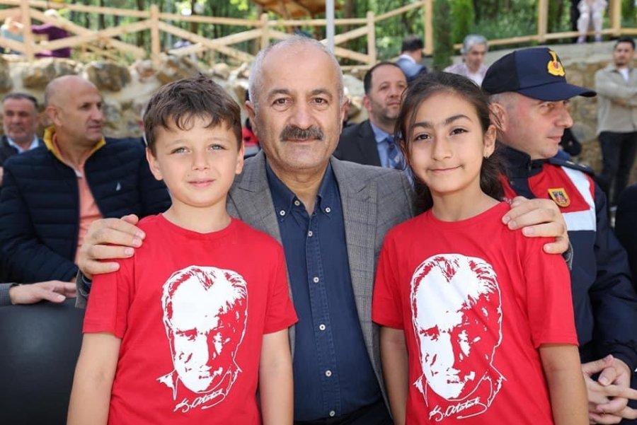 Başkan Büyükgöz, Cumaköy  Mesire’de Gençleri Ağırladı