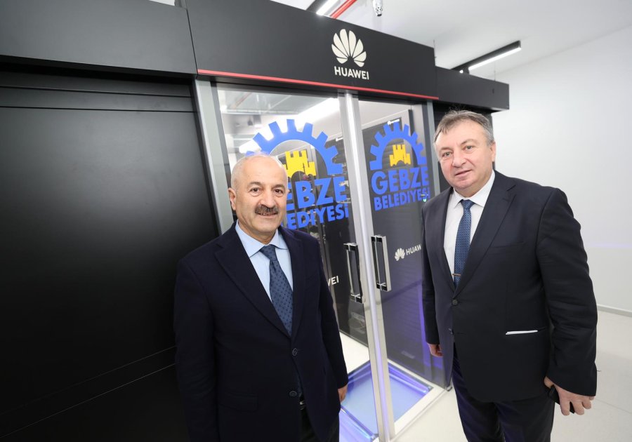 Gebze Belediye Başkanı Büyükgöz, Shumen Belediye Başkanı Kristov’u Ağırladı