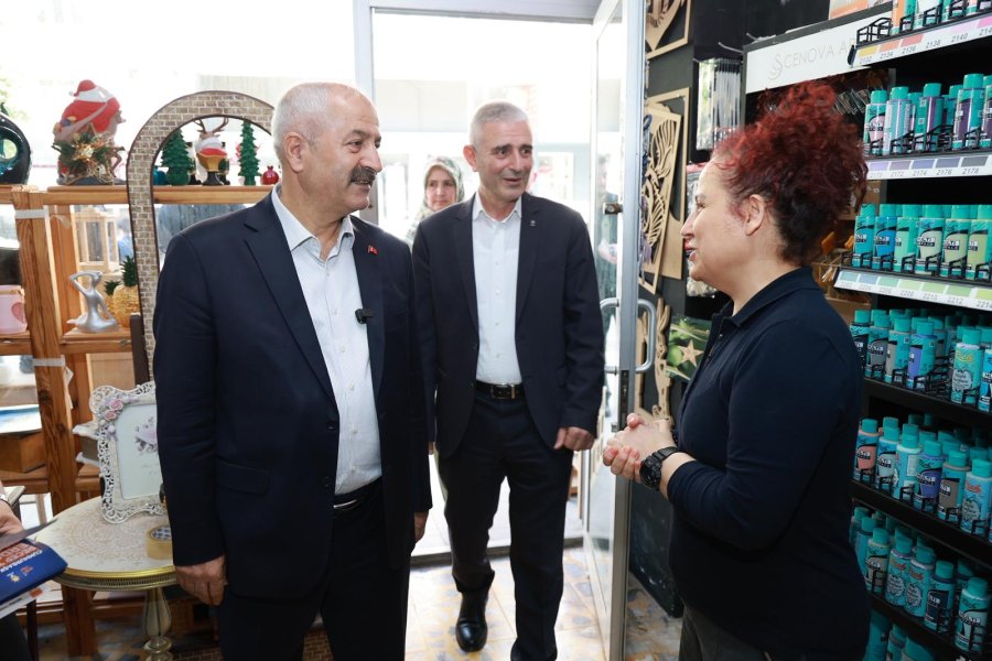 Gebze Belediye Başkanı Zinnur Büyükgöz Osman Yılmaz Mahallesi’nde Esnafla Buluştu