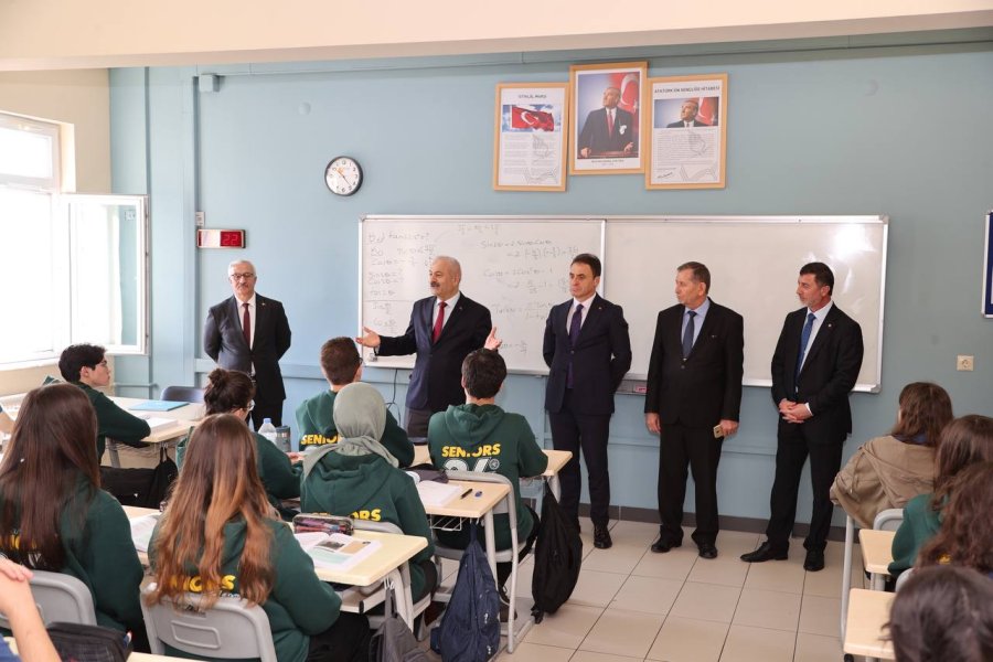 Başkan Büyükgöz Bayrak Töreninde