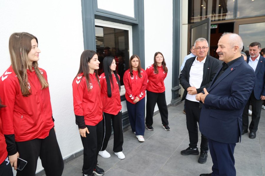 Gebzeli Güreşçiler Milli Takım Kampında