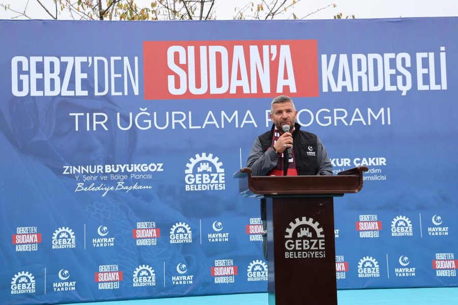 Gebzeden Sudana 10 Tırlık Kardeşlik Köprüsü: İnsani Yardım Konvoyu Dualarla Uğurlandı