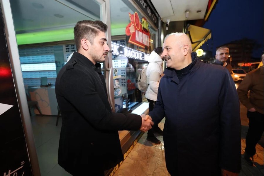 Başkan Adayı Büyükgöz, hemşerilerini işe uğurladı